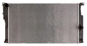 Radiador Automotriz BMW  520i  228i, 320i, 325i, 328i, 335i, 420i, 428i, 435i  12-18 32mm Tubo Soldado