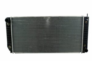 Radiador Automotriz GM Express 2500 3500, 3500, Savana T/A 96-02 56mm Tubo Soldado