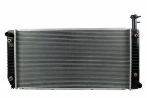 Radiador Automotriz GM Express 2500 3500, Savana 2500 3500 4500 T/A 04-15 26mm Tubo Soldado