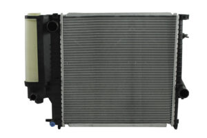 Radiador Automotriz BMW Series 318 I 318 IS,318 TI, Z3, Z3 Roadster L4 1.8 T/M 91-99 32mm Tubo Soldado