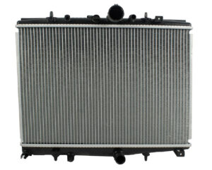 Radiador Automotriz Peugeot 406 Berlina Citroen C5 T/M 00-04 26mm Tubo Soldado