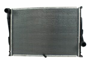 Radiador Automotriz BMW M3 base T/M 01-06 40mm Tubo Soldado