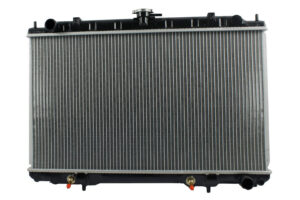 Radiador Automotriz Nissan Infiniti Maxima 130, 135 T/A 00-03 26mm Tubo Soldado