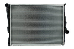 Radiador Automotriz BMW 320 i 323C i,325C i,325X i,328C i,330X i, Z4 T/EXT 01-05 26mm y 32mm Tubo Soldado