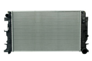 Radiador Automotriz Mercedes Benz Volkswagen Sprinter Crafter T/M 09-11 26mm Tubo Soldado