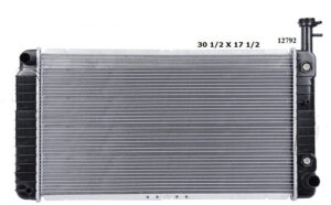 Radiador Automotriz GM Express 1500 2500, 3500, Savana 1500, 2500 T/A 04-14 26mm Tubo Soldado