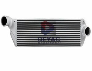 Postenfriador Equipo Pesado International 9400i ISx 104 mm 07-17 11 5/8 in x 39 3/4 in